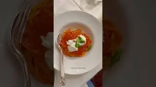 Honest review on the viral restaurant where fettuccine alfredo was invented