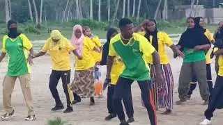 Ktb mwenenzi mkoa atembelea vijana wa mazowezi tumbe