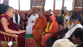 HH Dalai Lama interacting with Different faith religious leaders in Bodhgaya in-2018.
