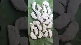 This Traditional Rice Dumpling Is Pure Comfort 🤍 | Puli Pitha#shorts #foodshorts