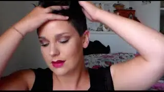Capelli corti :acconciatura e prodotti