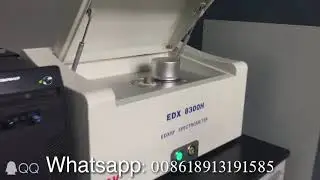 Metal chemical analysis meter with vacuum pump