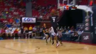 Chris Wright Soars to the Rim