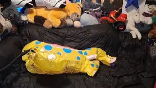Inflate the PoolMaster Yellow Seahorse