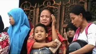 Massive Indonesia quake triggers tsunami alert