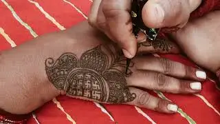 beautiful back hand mehandi design 