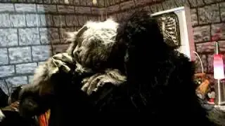 Gorilla Versus Werewolf - fight!.MP4