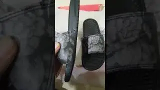 NIKE Benassi Black rose