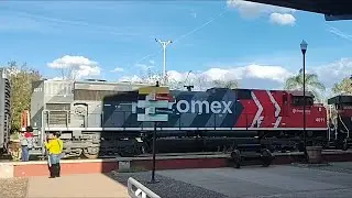 2 🍉s & 1 GMXT en Grandioso MIXTO de Ferromex 4656 ES44AC, 4011 SD70ACe GMXT DPU Mid 4567 AC4400CW&copy;&reg;