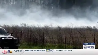 Homes evacuated as Smith County firefighters respond to fire east of Tyler