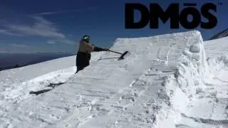 DMOS Snow Shovel from DMOS COLLECTIVE Pelle &agrave; Neige Freestyle Snowpark Backcountry
