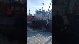 Работа ледокола