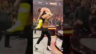 wwe raw 😀😀#shorts#wwe#raw#fight#funny #viral#trending #2025