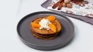 High-Protein Gingerbread Pancakes