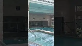 Pool at our apartment complex/Наш бассейн #сша #жизньвсша #usa #pool #funlife