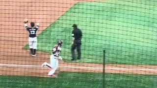 Hyeseong Kim (KBO, Kiwoom Heroes) inside-the-park home run 14.08 sec