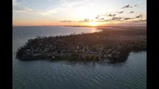 Beautiful Peacock Point