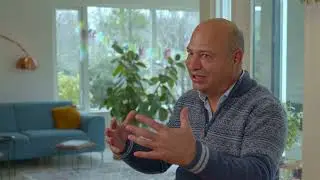 What does Discover Financial Services do?