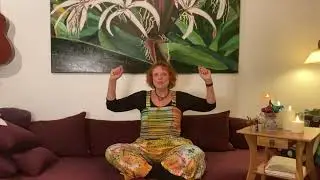 Fuglene i skoven sige PIP!  Tekst og musik: Grete M&oslash;ller Andersen
