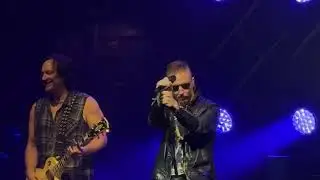 Jerry Cantrell “Man in the Box” live