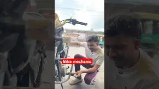 Bike Mechanic Ka Jugaad &ndash; Sabse Funny Desi Repair! 😂#desimechanic #comedy #guptajikabeta #biker