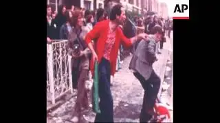 RR7735A UK EXTREMIST VIOLENCE OF LEFT AND RIGHT