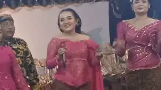 SINDEN ROCK NETA TABHITA DRIYOREJO GRESIK