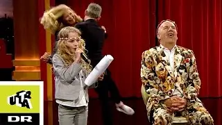 Flora Ofelia og Jacob Haugaard synger 'Hammer hammer fedt' | Sofie Linde Show | Ultra