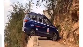 The perfect 80 point turn!