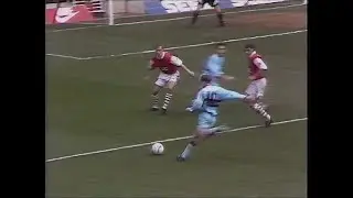 RETRO FIFA SOCCER 95 - West Ham VS Arsenal (2 games)