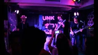 Junk Lady@Lo Nuestro Getafe - Gimme all your loving Cover