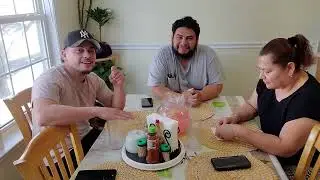 El Alex le gusta nuestra casa en El Salvador 🙂🙂🙂🙂