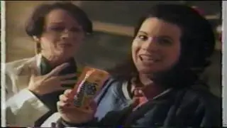 Butterfinger BB's Susan Blommaert /Jenna Leigh Green TV Commercial