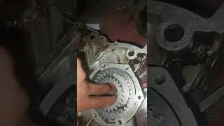 2L diesel engine oil pump fixed #automobile #reels  #lifeisbutadream #lifeisbutadream #mechanic