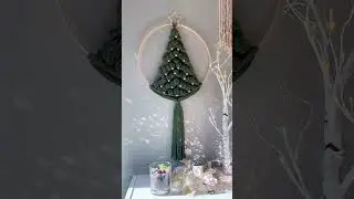 A Macrame Christmas Tree Wall Hanging