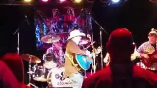Joe Hess and the Wandering Cowboys at 8 Seconds