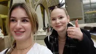 ZAMKNĘLI NAS W MUZEUM W PARYŻU 😳