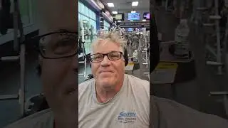 idiots at the gym #59. gym etiquette #1, waiting for a machine. #shorts #gymlife #comedy