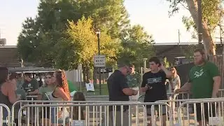 High temps force event-goers to adjust plans