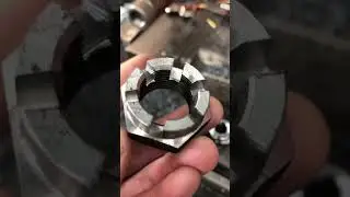 How are Hex Slotted Nut and DIN 935 Stainless Steel Hex Castle Nuts slotted?