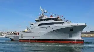 French Navy sends BSAM Garonne to protect a Norwegian Oil Field
