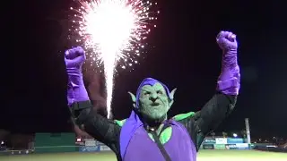 Green Goblin's Holiday Parade w/ Viera Comics! (Spider-Man Parody - Real Life Super Villain)