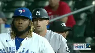 Yankee fans troll'n Jordan Romano and the Jays for the lols