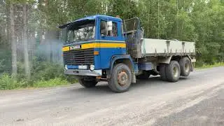 K&ouml;p Lastbil Scania 86 med tippflak p&aring; Klaravik