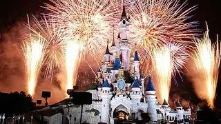 Christmas at Disneyland complete tour Magic Kingdom Walt Disney Studios Disneyland Paris 2006
