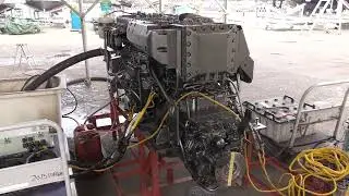 No.6059 コマツ 6M125AP-5 673PS(2.48) Komatsu