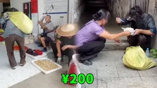 阿義假扮乞丐上街乞討測試人心，暴躁大哥拿著拐杖驅趕阿義，幸好遇善良大姐施捨阿義午飯讓人淚目！ 【阿義走鄉村】#Farm #tour #drama #正能量