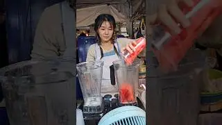 $1 Fresh Watermelon Juice Served By Beautiful Thai lady Fruit Cutting Skills #shorts