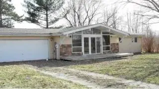 1053 Circle Dr, Lake Isabella, MI 48893