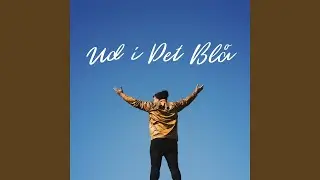 Ud I Det Bl&aring;